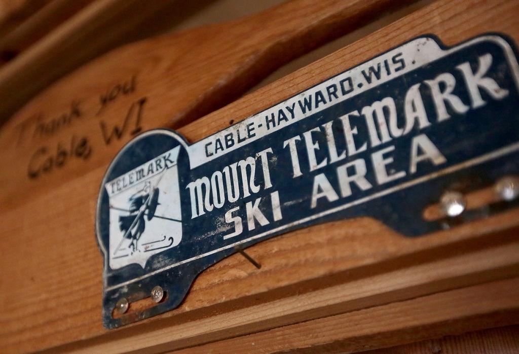 telemark-ski-chalet-historic-sign-diaz-cooper
